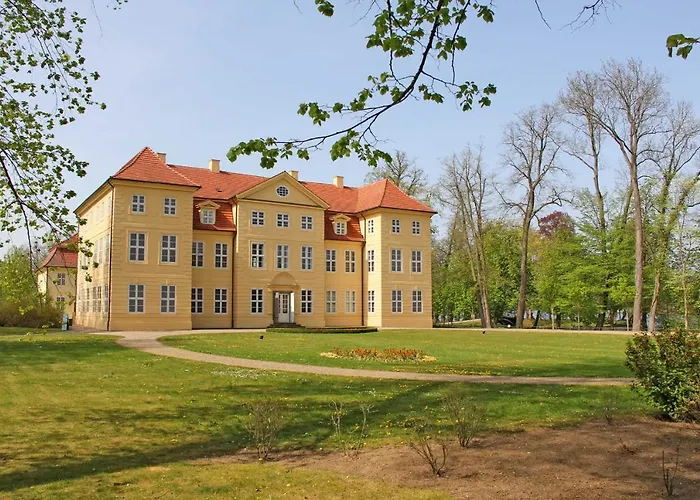 10360 Апартаменты *